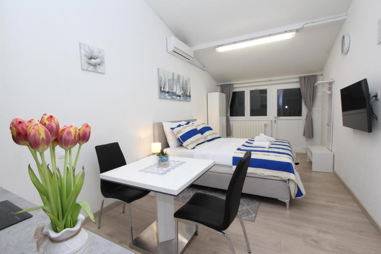 Studio Sunny Ровинь Экстерьер фото